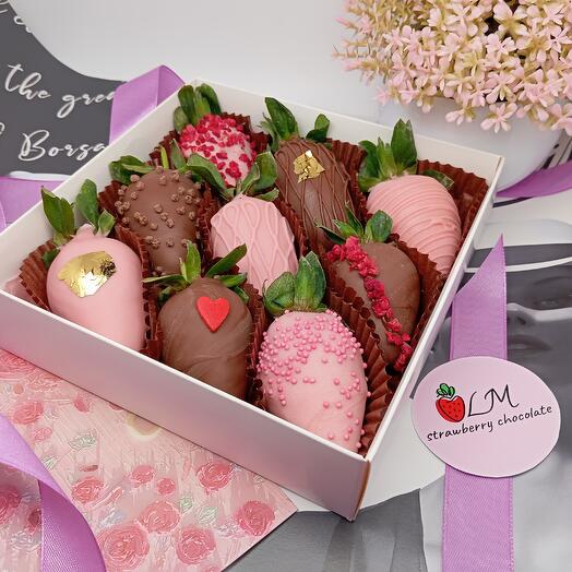 Набор из клубники в шоколаде "Pink Love" (9 штук)