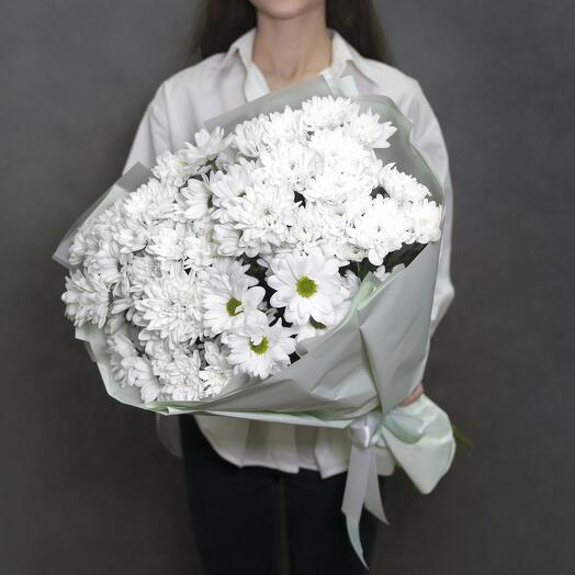 Букет из 11 белых хризантем