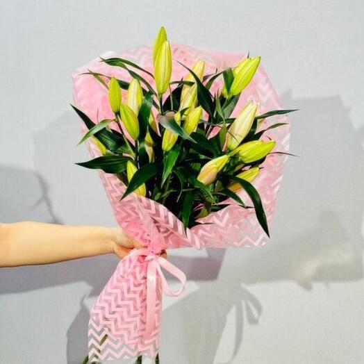 Pink Lily flowers in a bouquet