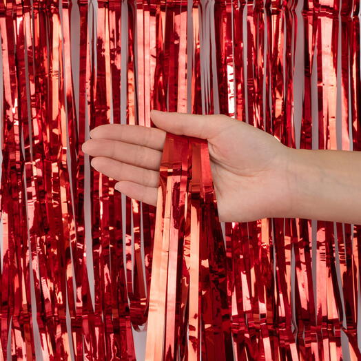 Шторка дождик красная. Rain curtains red