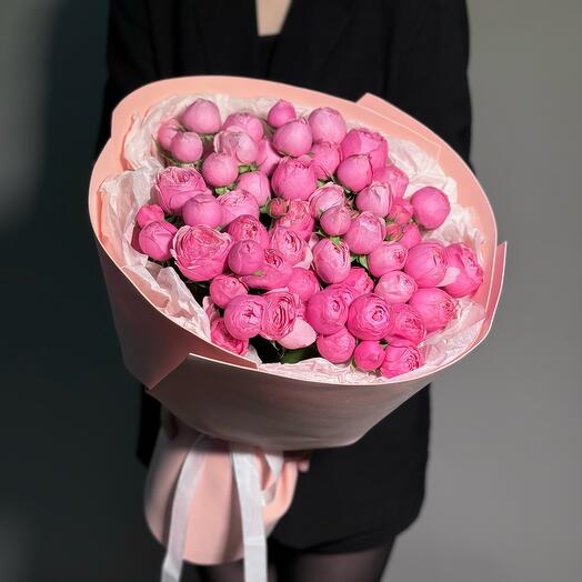 Mono bouquet of 15 peony-shaped Silva Pink roses