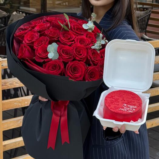 Сладкое комбо из красных роз + бенто торт