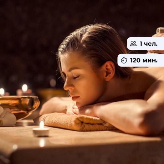 In harmony with nature. Thai massage with hot herbal bags