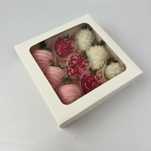 Клубника в шоколаде от Klybnika Berry 9-12 ягод