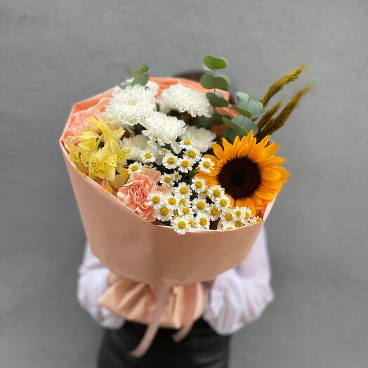 🌻Букет комплимент «Летний дождь» из подсолнухов , ромашек, хризантем, альстрамерий