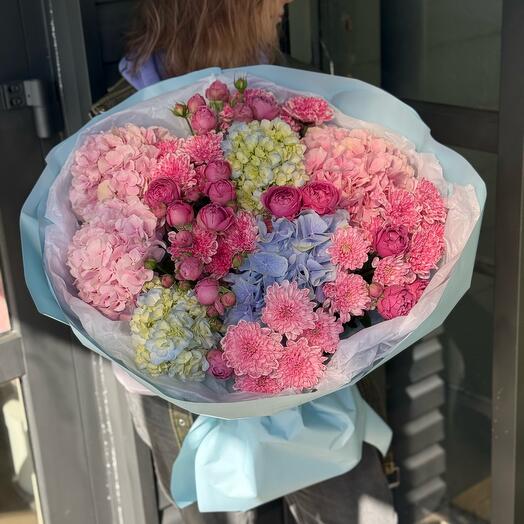 Букет малиново голубой , мечта каждой девушки