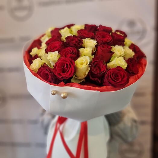 Роза кения 51 шт