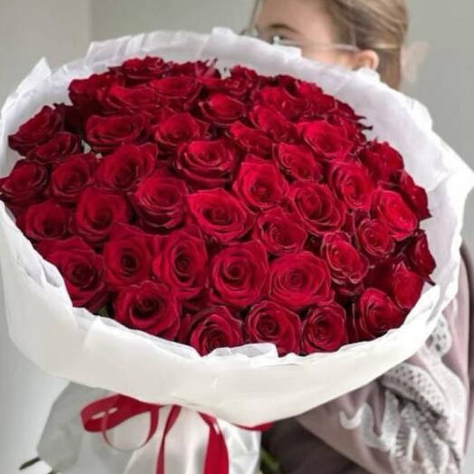 Букет из 51 красной розы