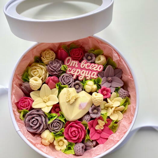 Композиция из шоколадных цветов «От всего сердца»