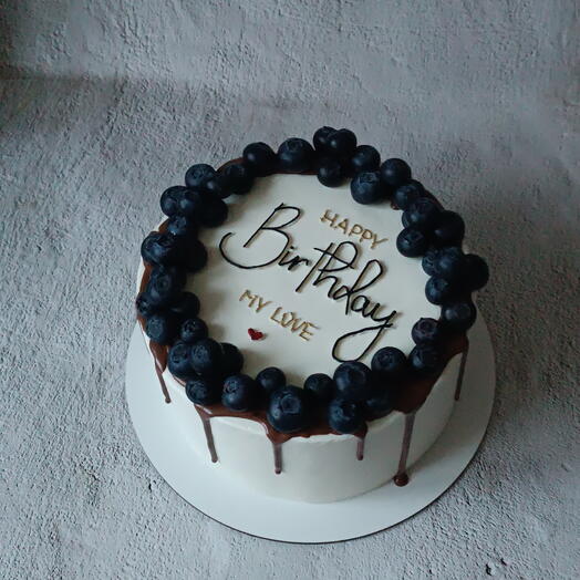 Торт 1,5 кг Happy birthday my love с свежей голубикой
