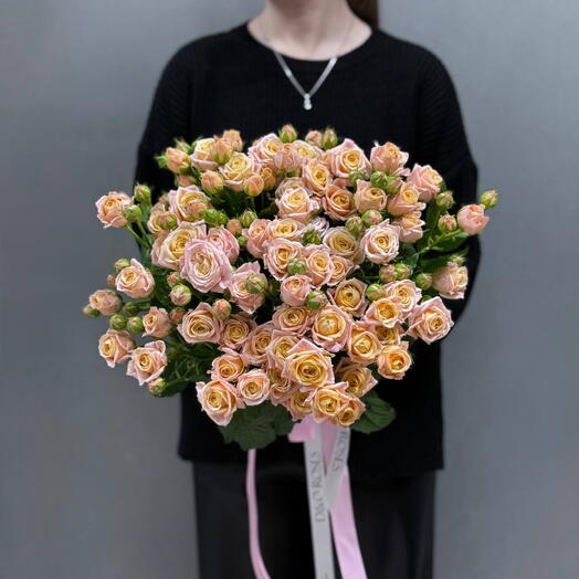 Букет из 15 кустовых роз Peach Yo-Yo