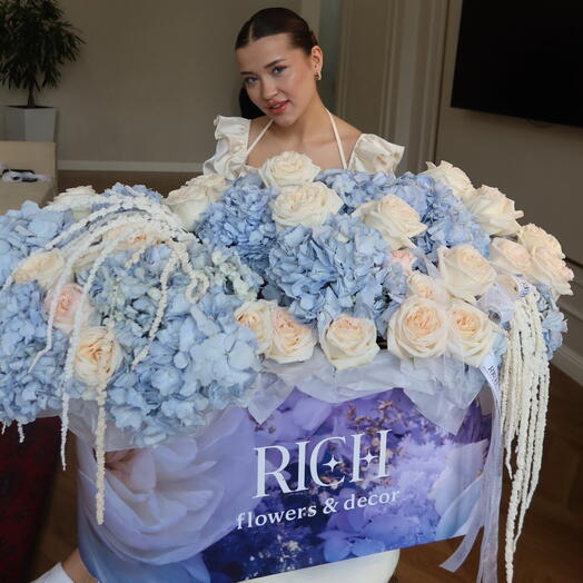 Композиция голубая, БРИЛЛИАНТОВОЕ КОЛЬЦО В ПОДАРОК