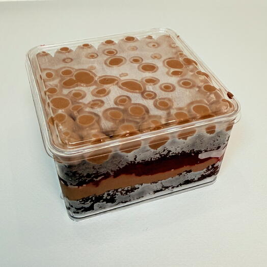 CakeBox вишня-шоколад-грецкий орех