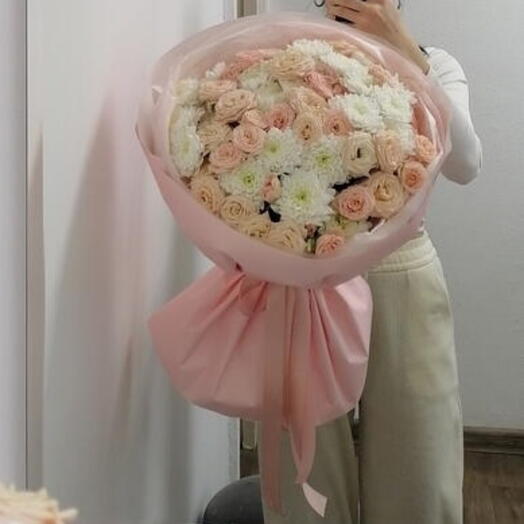 Букет из кустовых роз 🥰