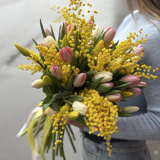 Букет «Мимоза и Тюльпан MIX»