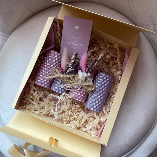 Подарочный набор медовых свечей в лавандово-золотистых оттенках