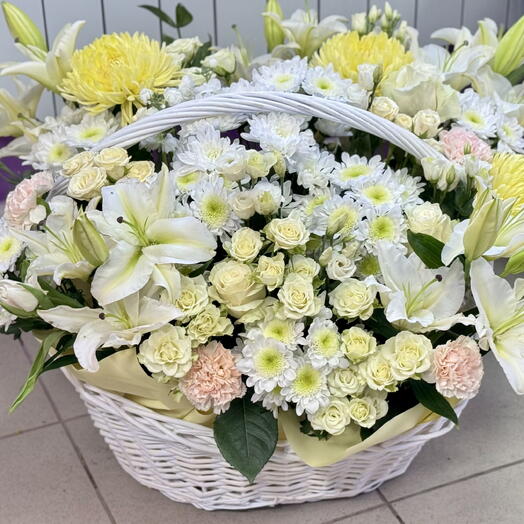 Wow корзинка микс от Violet Flowers