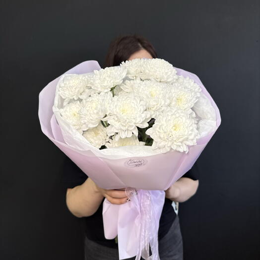 Букет из пушистых кустовых хризантем 2