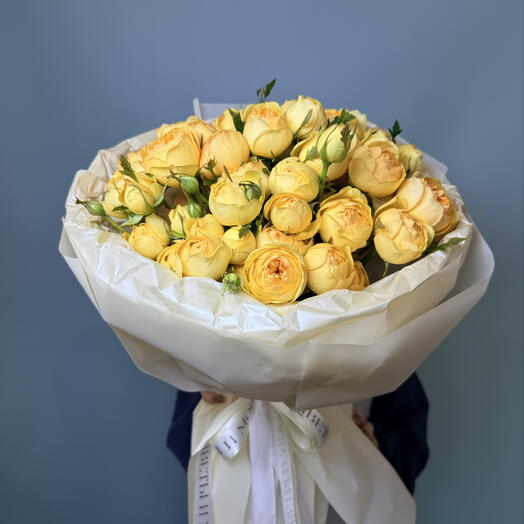 Букет из желтой кустовой розы🌸