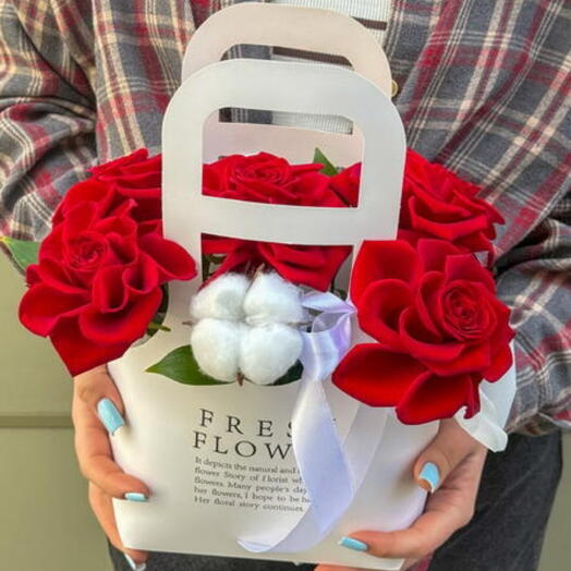 ХИТ‼️ Красная французская Роза + сладкий подарок 🎁