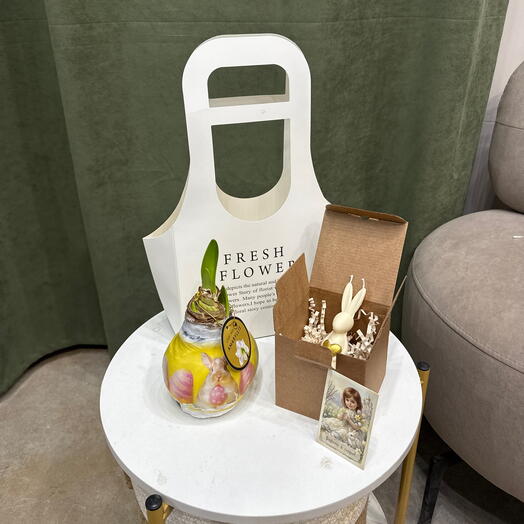 Пасхальная Луковица Амариллис + свеча зайка