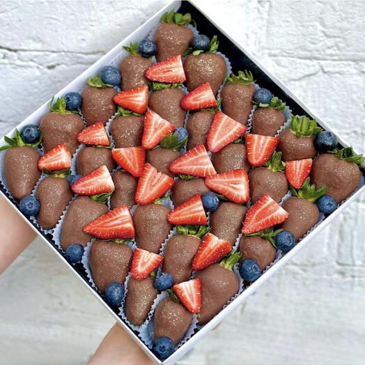Клубника в шоколаде Berry Mix (30-36 ягод)