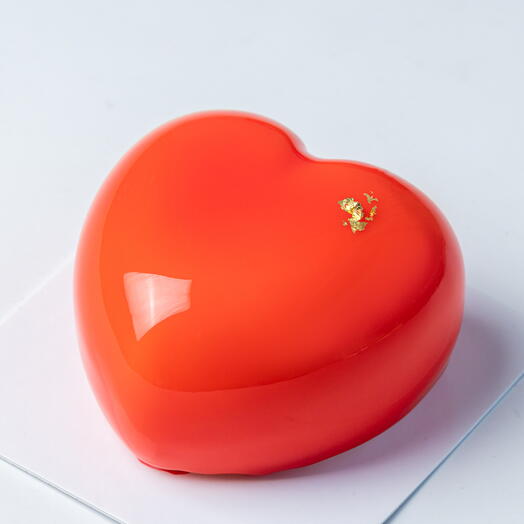 Муссовое пирожное «love is»