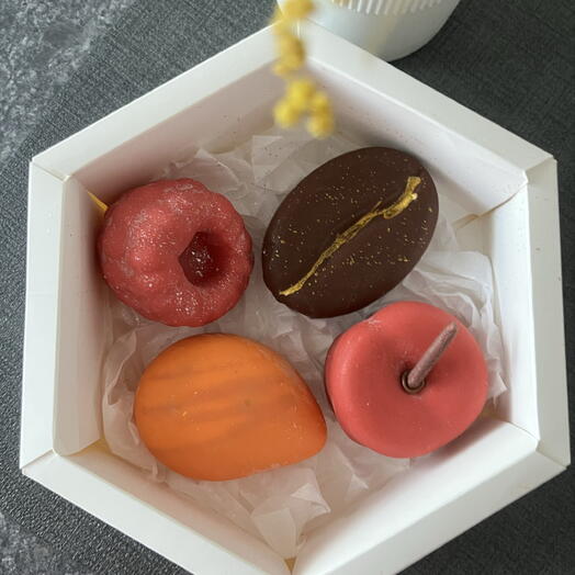 Корпусные пирожные ассорти