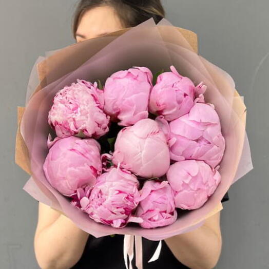 9 Пионы Сара Бернар в крафтовой упаковке (0006) peony