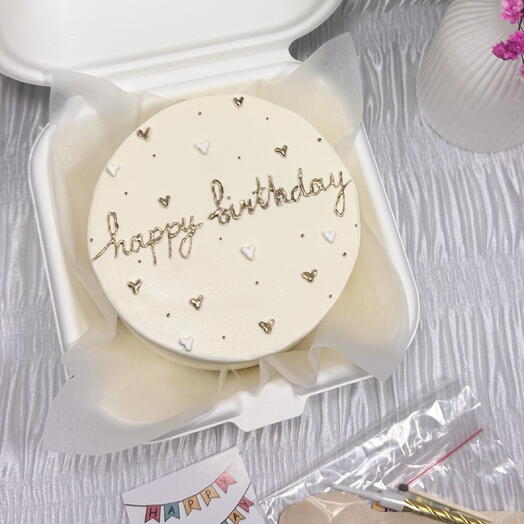 Бенто торт happy birthday золотом