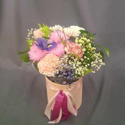 Шляпная коробка ярких цветов 💐