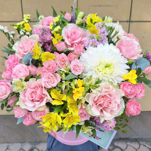 Flowers in a box XL tenderness