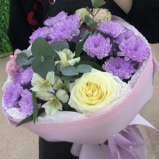 Трендовый букет с кружевом 💜