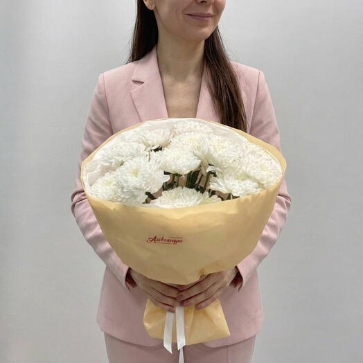 Пышный букет цветов из махровых кустовых хризантем, арт.210