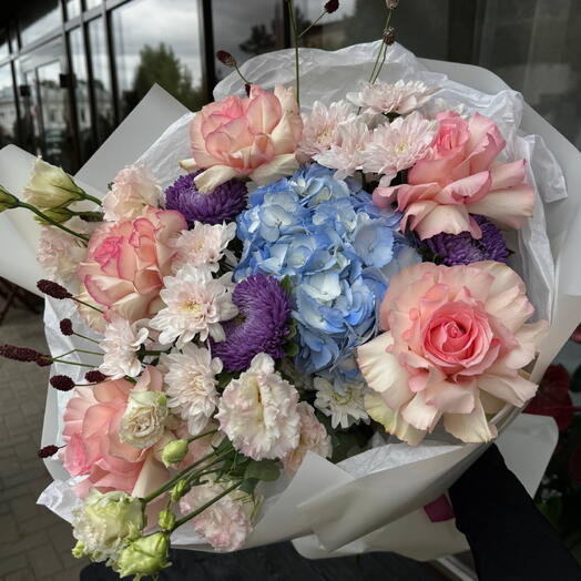 Большой букет на праздник💜