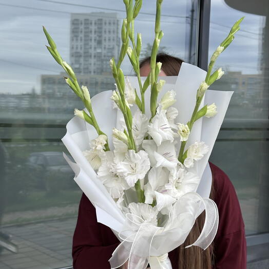 Гладиолусы сезонные