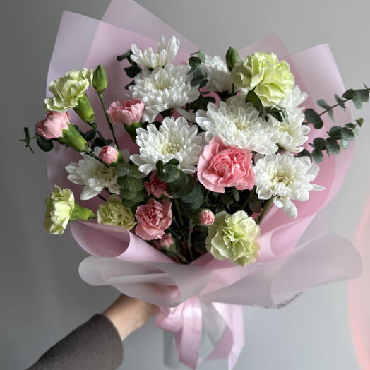 🔥нежный букет с кустовой хризантемой, кустовыми диантусами и эвкалиптом😍