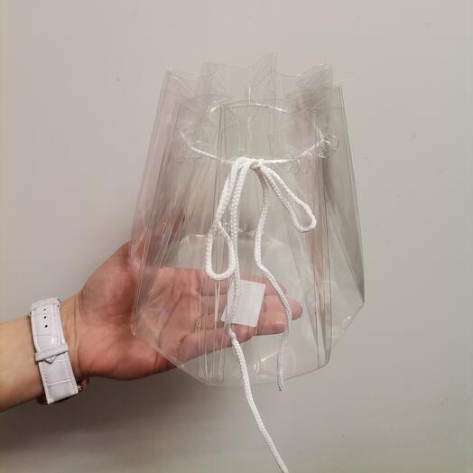 Vase for transporting a bouquet