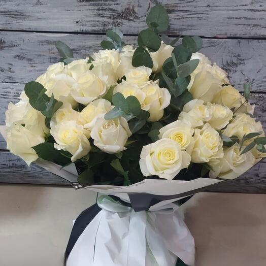 55 rosas blancas