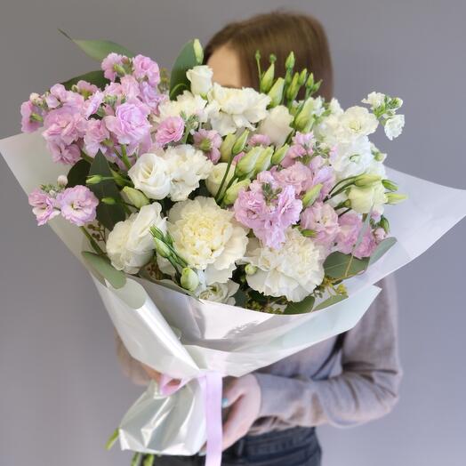 Ramo de estrella polar, mattiola, Dianthus y eustoma