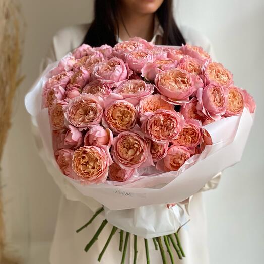 25 кустовых пионовидных роз Juliet dreams