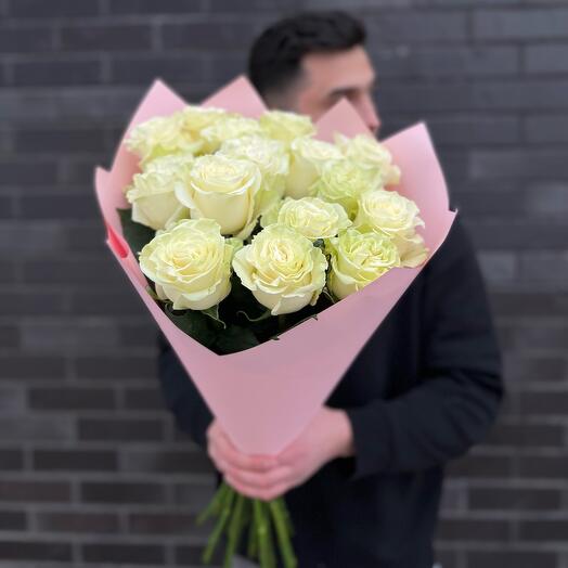 Bouquet of 15 single-headed roses