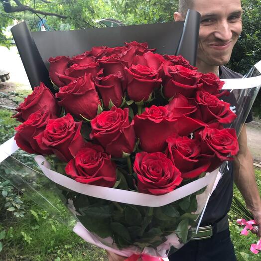 Bouquet of 25 roses