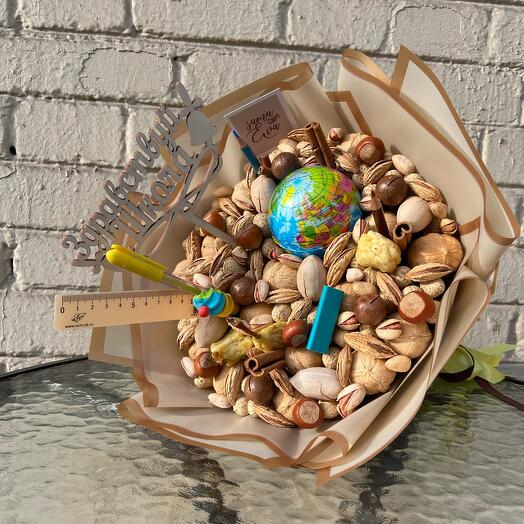 Букет для Учителя«Гранит науки» 6 из орехов и сухофруктов