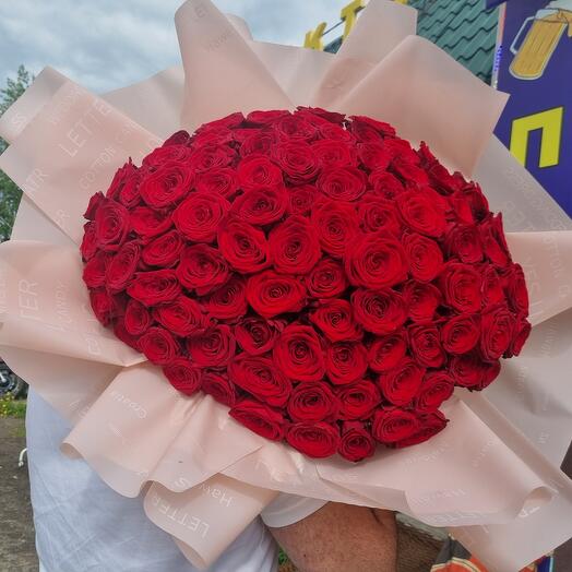 Букет из 101 красных роз