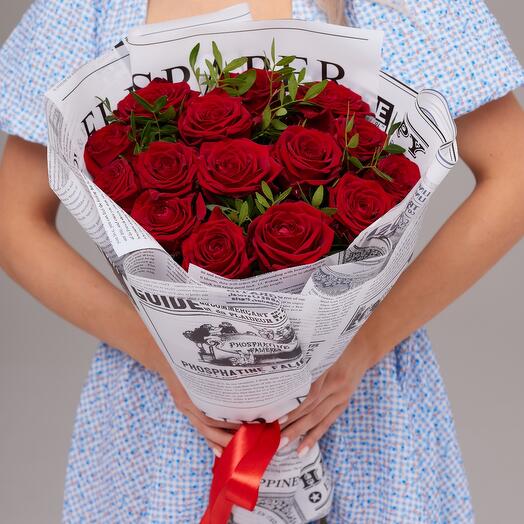 15 Premium роз в сочетании с фисташкой 💞