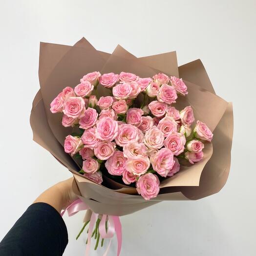 Bouquet of bush roses (size L)
