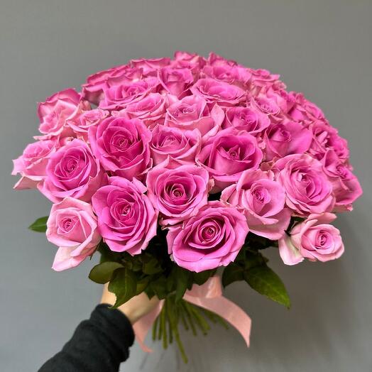 Букет из 31 розовой розы