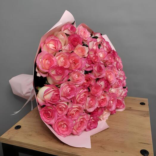 Ramo de 51 rosas jumilia