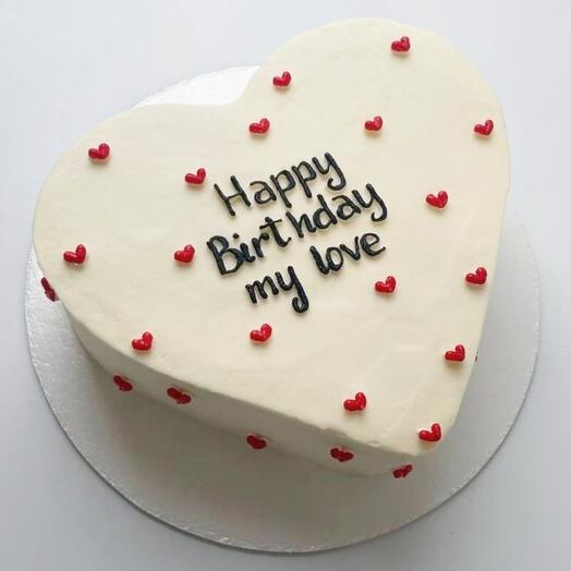 Торт 1 кг в форме сердца на день рождения "happy birthday my love"